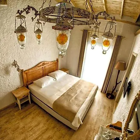 Fanti 3* Çeşme